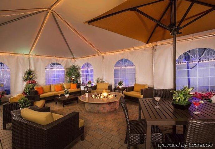 רונקונקומה Courtyard Long Island Macarthur Airport מתקנים תמונה